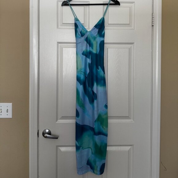 Ava And Ever Blue Patterned Maxi Dress - Picture 5 of 8